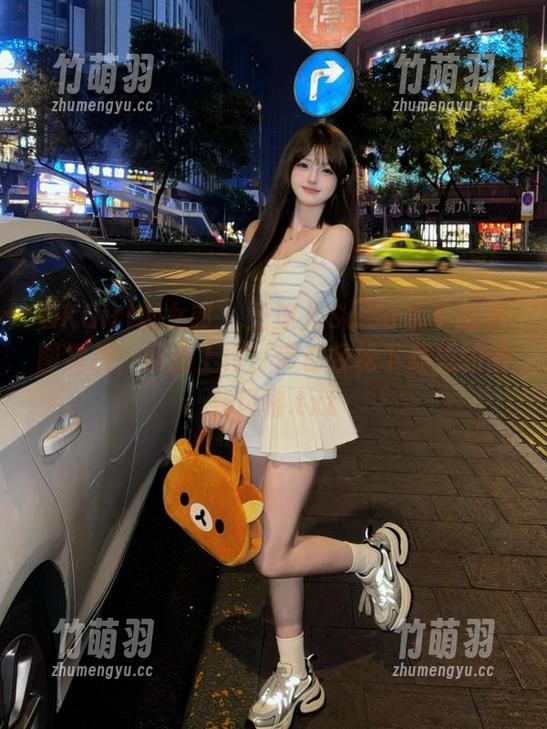 DKGirl御女郎 - 王沫儿SaSa水手服美图赏析，网盘上传，带你轻松下载她的清新风格.txt