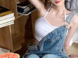Feilin嗲囡囡 – youOvOyou的运动之美：私房图包展示无限可能的魅力.txt