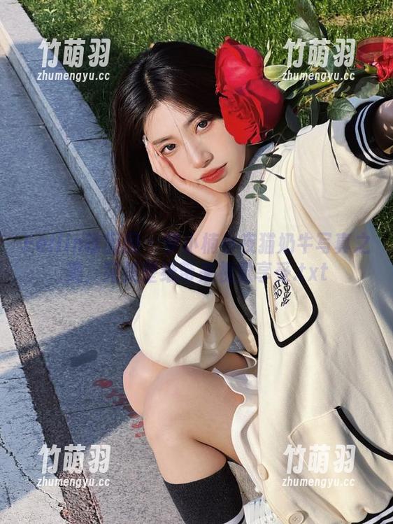 Feilin嗲囡囡 - 梦小楠小夜猫奶牛写真之美，完美壁纸带来视觉享受.txt