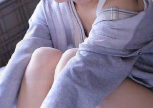 GIRLT果团网 – 周妍希的棉袜艺术：原图照片传递的柔软与舒适感.txt