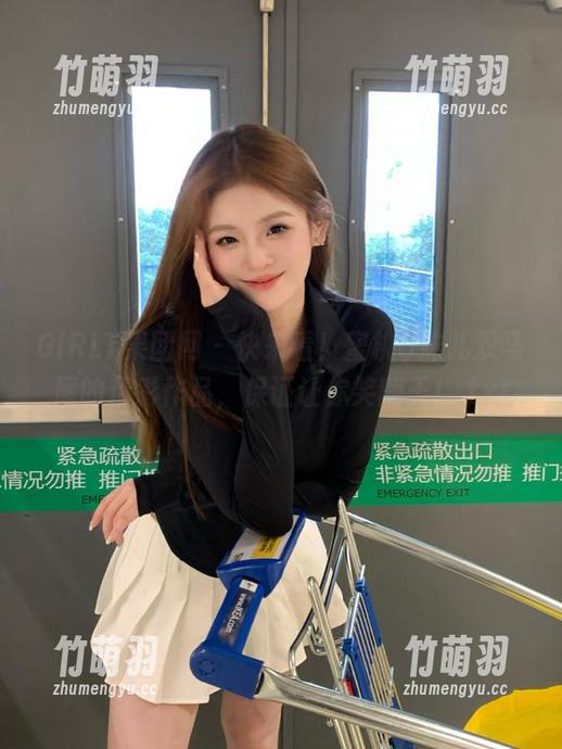 GIRLT果团网 - 快来看！蜜桃Q妹儿双马尾的精彩作品，保证让你笑翻天！.txt