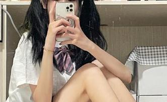 IMZSOCK爱美足 – 虫子时尚吊带作品合集：融合创意与激情的视觉盛宴.txt