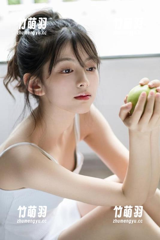 IMiss爱蜜社 - 精选Winki丝姬泳装壁纸合集，带给你清爽夏日的视觉体验.txt
