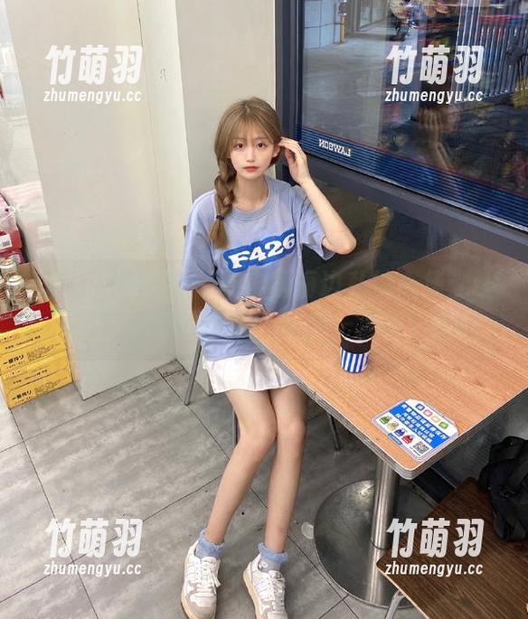 IMiss爱蜜社 - 杨紫嫣海边私拍合集：让海风带走你的烦恼，笑声一波波！.txt