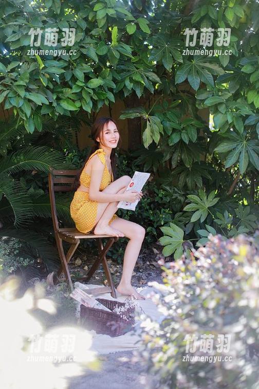 IMiss爱蜜社 - 莉莉Lily白丝全集盛典：尽享她无与伦比的艺术作品.txt
