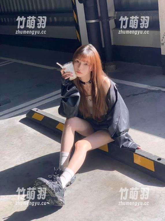 IMiss爱蜜社 - 穿越唯美，无圣光风格的逗逗doudou婚纱套图，心动来袭.txt