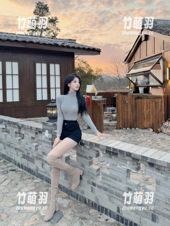 LeYuan星乐园 - E杯奶茶的吊带写真全集来袭，下载解锁她的独特风格与气质！.txt