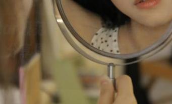 MFStar模范学院 – SiByl李思宁的居家美学：分享原图，带你探索家中的每一处惊喜.txt