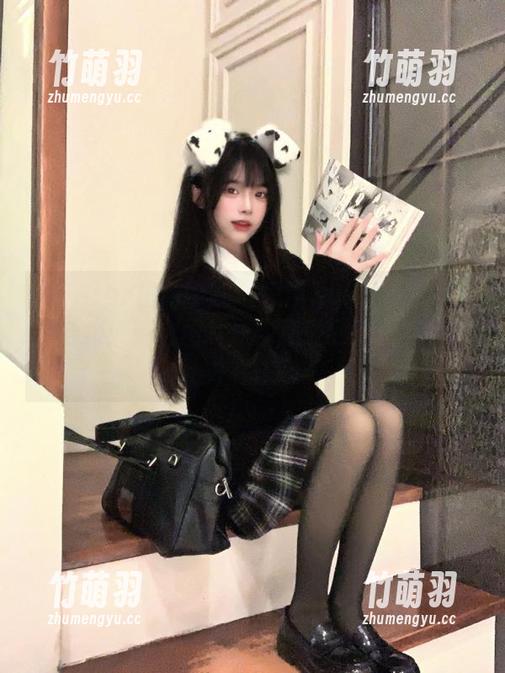 MFStar模范学院 - 思淇Sukiiii甜心写真合集：精选图片让你感受到甜蜜与温暖并存.txt