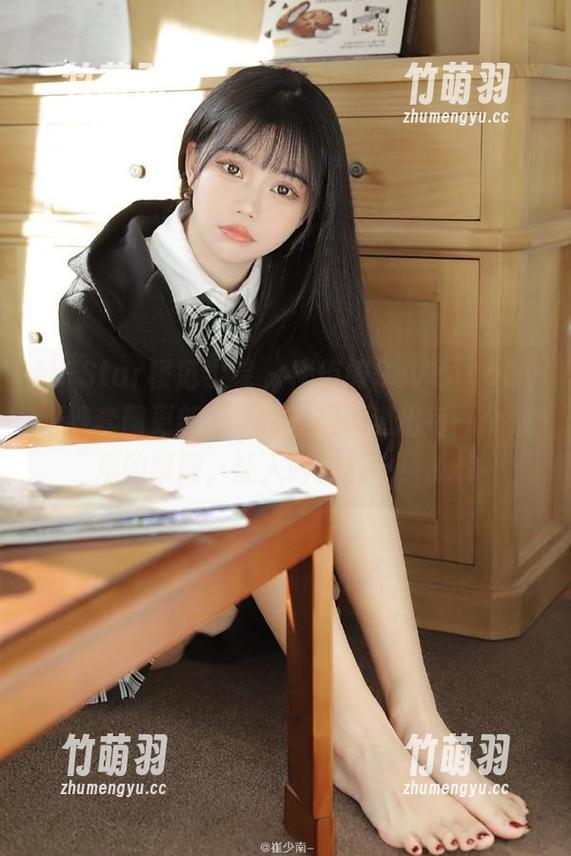 MFStar模范学院 - 柳侑绮Sevenbaby婚纱套图更新，仿佛在娓娓道出每一个浪漫的瞬间，让人陶醉其中！.txt