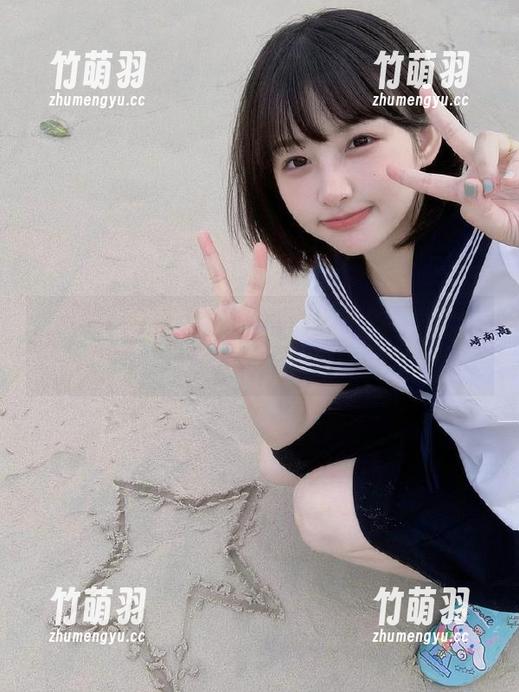 MFStar模范学院 - 甜筒晓彤的美腿真是养眼，原图壁纸带你领略她的魅力！.txt