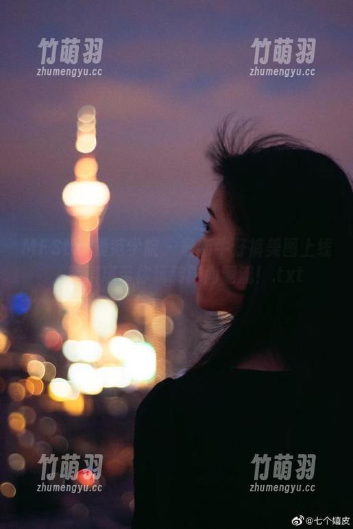 MFStar模范学院 - 最新牛仔裤美图上线，薛琪琪带你玩转时尚潮流！.txt