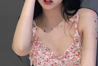 MFStar模范学院 – 陈怡曼女孩写真新作更新，尽显少女气质与优雅风范.txt