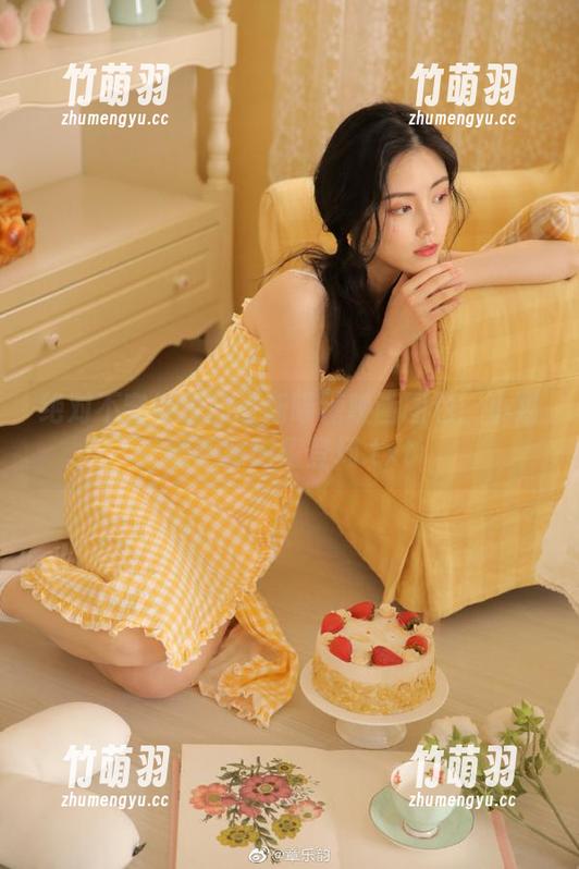 绝对不容错过的最新喵糖映画图包：小猫咪制服闪耀登场.txt