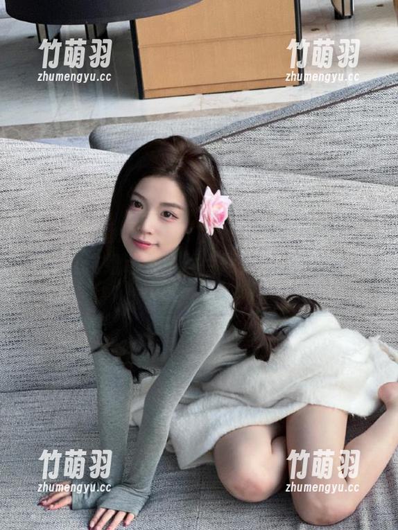 MiStar魅妍社 - “丽Yovi少女”写真合集：让这组动人照片点燃你心底的小火花！.txt