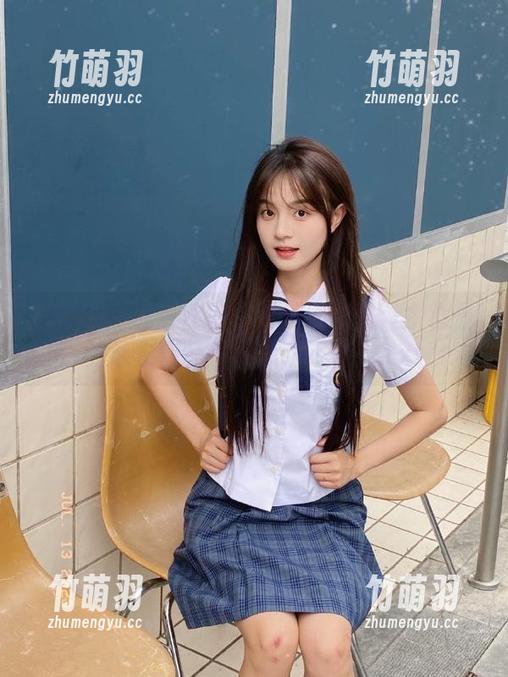 MiStar魅妍社 - 免费美图欣赏：余心曼的泳衣作品令人心动不已！.txt