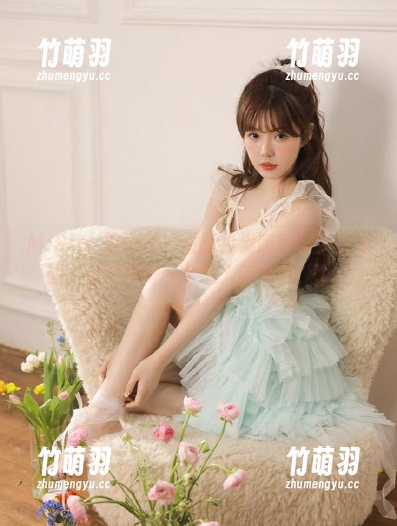 MiStar魅妍社 - 最新淼淼萌萌哒少女套图，记录她每一个动人的笑容！.txt