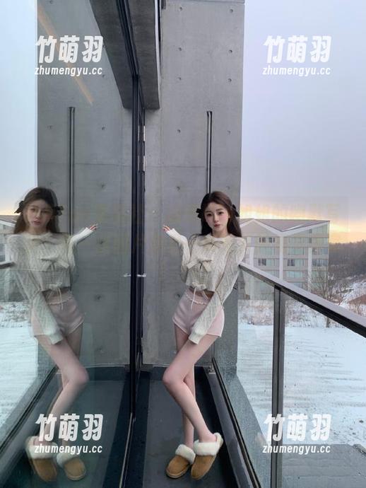 MiiTao蜜桃社 - 琉璃lily姐姐的幽默写真：每一张图片都是一场欢笑的视觉盛宴！.txt