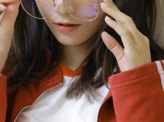 想知道精灵女王MissWarmJ的魅力？这套图包告诉你真相！.txt