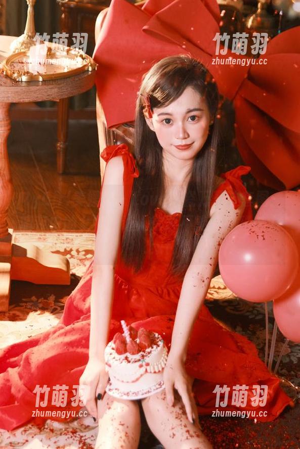 MyGirl美媛馆 - Love陆瓷万圣节套图：暗夜中的女神，让人欲罢不能的神秘魅力！.txt