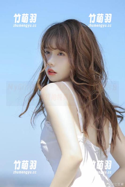 MyGirl美媛馆 - 温心怡的私房JK照片合集，捕捉她纯真的瞬间.txt