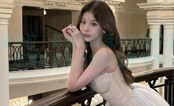 PDL潘多拉 – 陈雅漫最新内衣写真在线发布，原图让你感受她的时尚气息.txt
