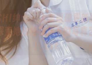 SHENSHI绅士 – 大美重磅更新剧情作品，带你探索她独特视角下的写真艺术之美！.txt
