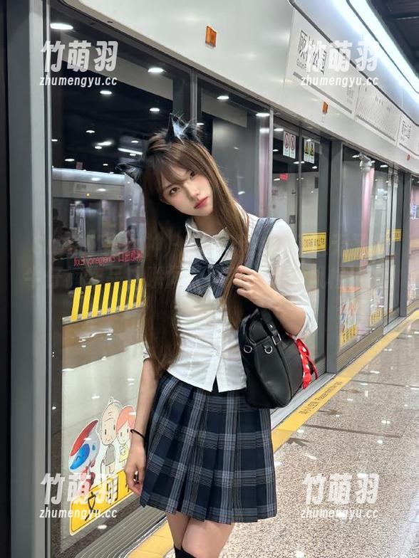SLADY猎女神 - 妮小妖独家打造无圣光牛仔裤作品，瞬间让你爱上她的风格！.txt