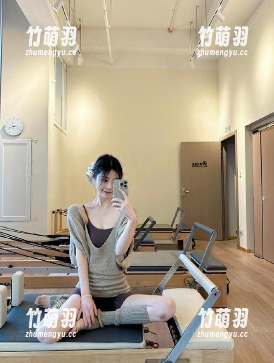 SSA丝社 - “淼淼女孩”的精致写真合集，美图中的每一瞬间都是艺术的体现！.txt
