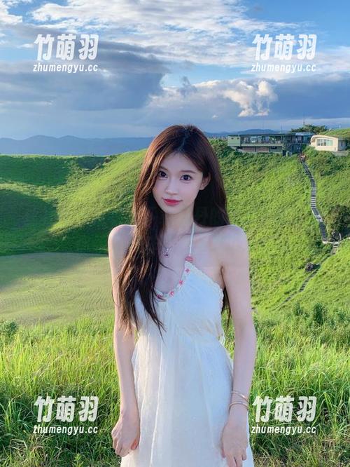 丝社图库推荐，下载丹丹的黑丝美腿，让你领略别样性感之美！.txt