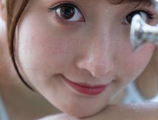 TGOD推女神 – 潇同学的高清睡衣作品，细腻捕捉每一个放松瞬间与温柔表情.txt