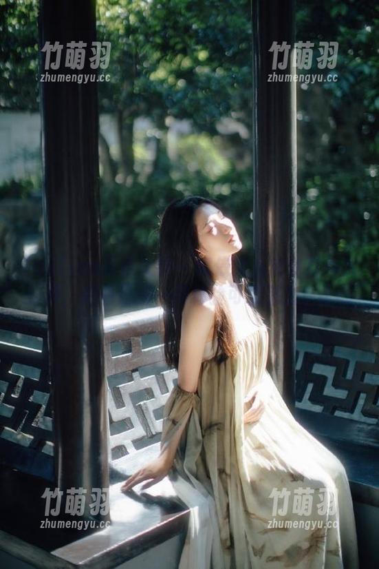 TouTiao头条女神 - 娜依灵儿女仆写真大公开，观看原图一同体验可爱魅力！.txt
