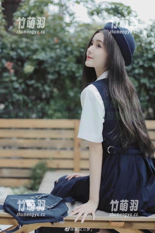 TouTiao头条女神 - 白一晗学妹的无圣光写真作品，带你领略未曾见过的青春灵动.txt