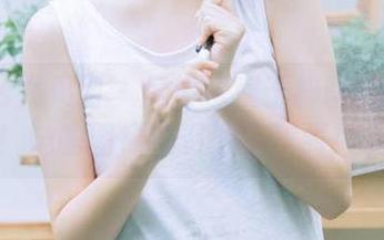 UGirls尤果网 – 尽情探索于梓馨的少女风格！她的图库和资源真美丽！.txt