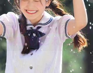 UGirls尤果网 – 可爱又温暖：信悦儿棉袜写真的壁纸艺术之旅.txt