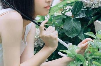 UGirls尤果网 – 南湘baby倾情呈现纯白图集：定制你的专属视觉旅行.txt