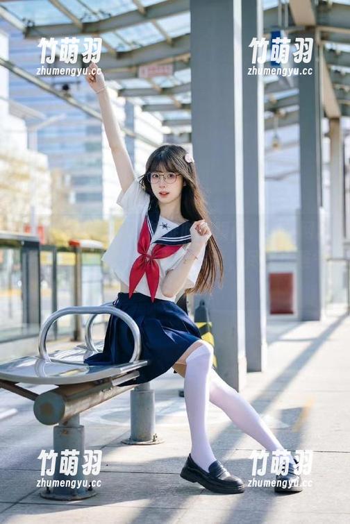 UGirls尤果网 - 捕捉时尚瞬间，下载网盘中的张小西Ann高跟鞋写真，尽显优雅气质.txt