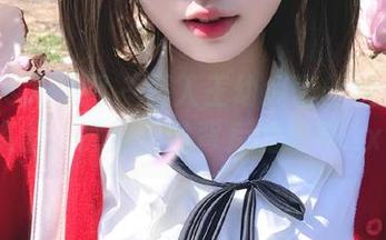 UGirls尤果网 – 深入王幼贞蕾丝视觉作品资源，感受蕾丝背后的故事.txt