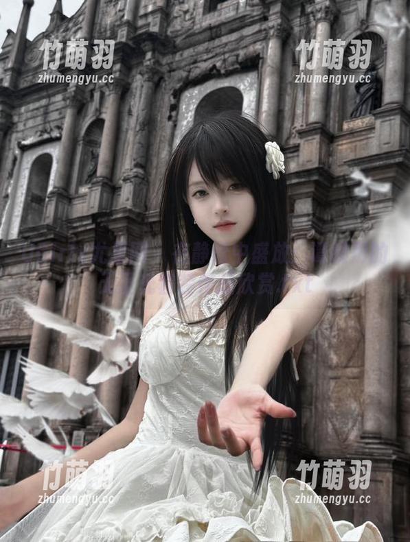 UGirls尤果网 - 在静谧中盛放：谭晓彤的无圣光套装作品欣赏.txt