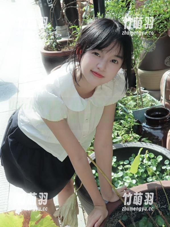 UGirls尤果网 - 赵娜娜黑丝写真美图合集，免费下载海量作品！.txt