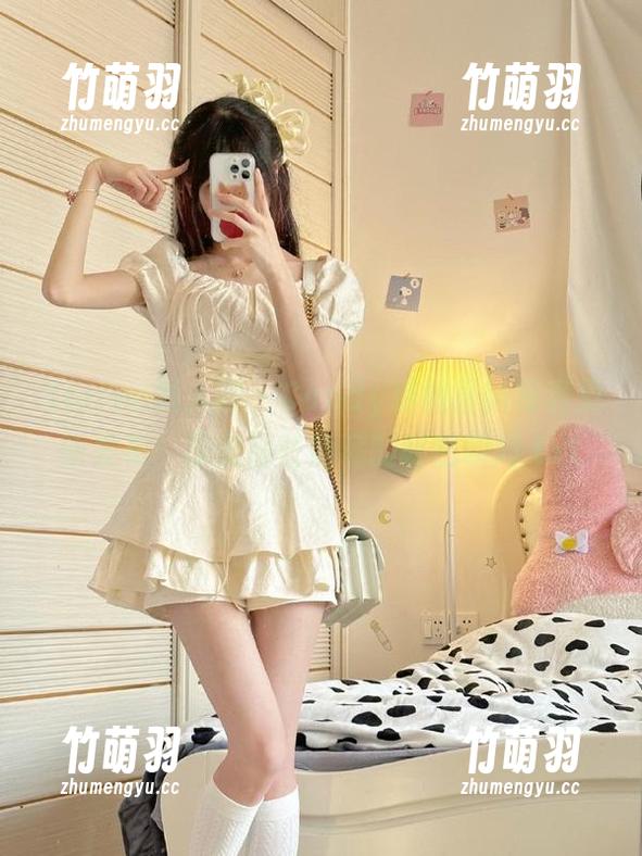Xiuren秀人网 - Candy糖糖最新写真更新发布：探索那些隐藏的秘密瞬间.txt
