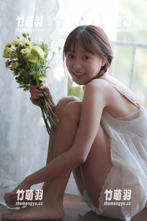 Xiuren秀人网-可可芝 Xiuren秀人网 - 可可芝奶牛摄影合集:透视田野间的青春故事精选.txt