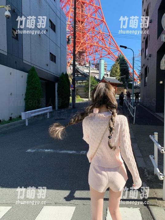 Xiuren秀人网 - 心愿旅拍之旅：周于希Sally带来动人壁纸原图一览.txt