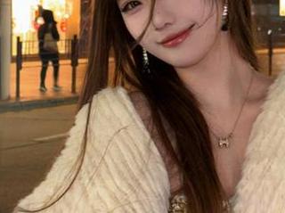 Xiuren秀人网 – 最新周于希dummy肉丝图包，捕捉生活中的每一丝美好与动人瞬间.txt