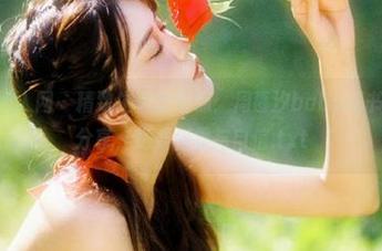 Xiuren秀人网 – 精致生活的写照：周慕汐baby秘书写真高清分享，感受优雅与自信.txt