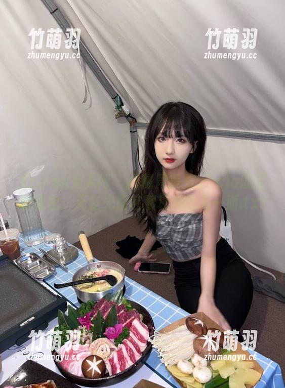 Xiuren秀人网 - 揭秘周美美alicia的写真秘密：无圣光图包展现她的另一面.txt