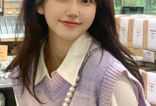 Xiuren秀人网 – 探索小兔纯纯可爱宝典：精美图集中的写真作品细腻无比.txt