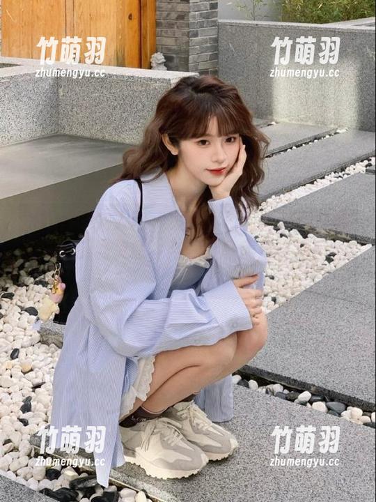 Xiuren秀人网 - 发掘小芭乐高清网袜套图中的时尚灵感，与你分享美好生活！.txt