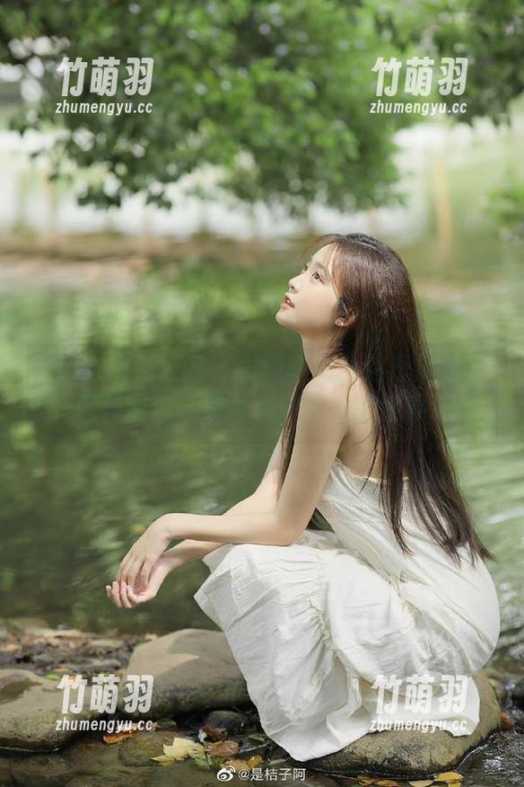 Xiuren秀人网 - 发现李可儿的日常魅力，超美网盘合集带你进入她的世界.txt
