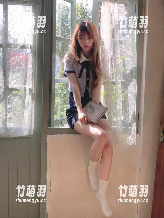 Xiuren秀人网 - 学妹李雅柔的高清写真图册，展现青春与魅力的完美结合.txt